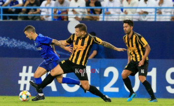 الهلال يواصل الانتصارات و يكرر فوزه على الاتحاد بثلاثيه