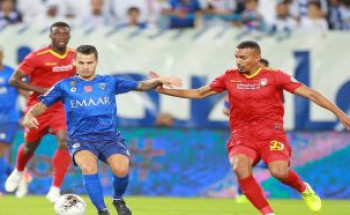 الهلال يغرد في الصدارة بثلاثية ضمك