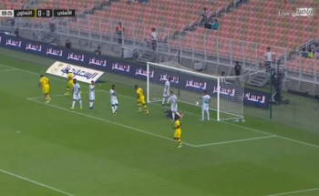 الأهلي يقلب الطاولة على التعاون و يصعد للوصافة مؤقتاً