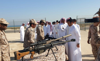 طلاب مدرسة الأبناء في زيارة الى لواء مشاة البحرية