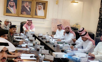 محافظ حفر الباطن يترأس اجتماع اللجنة الفرعية للدفاع المدني بالمحافظة