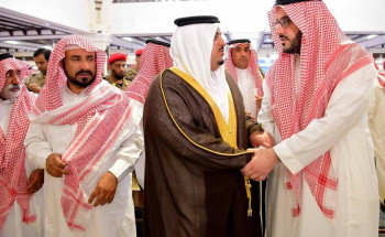 نائب أمير منطقة الرياض ينقل تعازي القيادة لأسر شهداء الواجب الجرابيع والخليفة والقحطاني