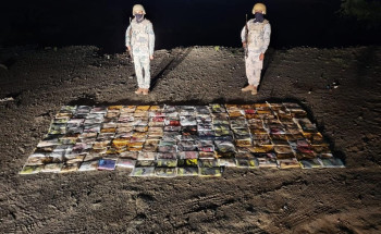 حرس الحدود يحبط محاولة تهريب الحشيش المخدر اكثر من طن ونصف في عدة مناطق بالمملكة