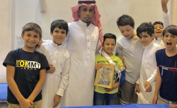 مدرسة إياس بن البكير تحتفل بالطالب العياضي بالمدينة