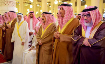 أمير الرياض يؤدي الصلاة على الأمير تركي بن عبدالله بن سعود ووالدة الأمير سلطان بن عبدالله – رحمهما الله –
