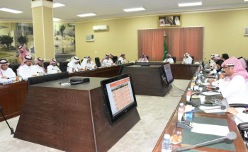 بلدي الطائف يستعرض مستجدات المخطط الإرشادي والمؤثرات الحضرية