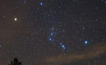 “فلكية جدة” خفوت منكب الجوزاء