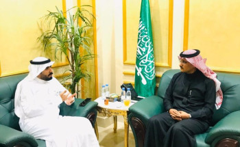 «محافظ خيبر» يستقبل مدير فرع وزارة الإسكان بـ «المدينة».