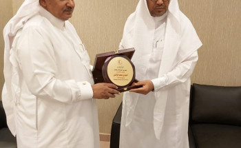 هيئة الهلال الاحمر السعودي تكرم ادارة التغليم مكه المكرمه   