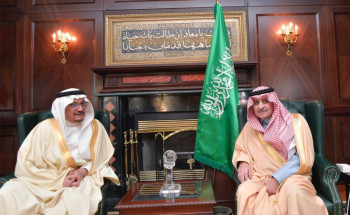 أمير منطقة تبوك يستقبل وزير التعليم