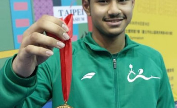 الطويل يحافظ على صدارة المبارزة آسيوياً