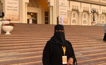 فضاء الشارقة يشع شعر