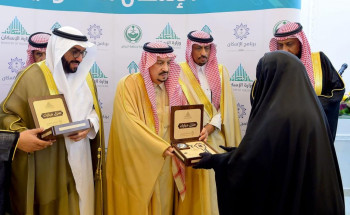 أمير منطقة الرياض يزور محافظة الأفلاج