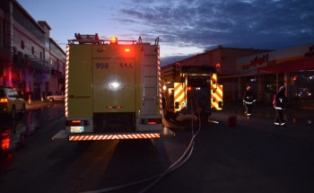 “مدني الجوف” يخمد حريقًا بالشاشة الإلكترونية لسوق الخضار