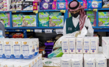 فرع وزارة التجارة بمنطقة الجوف يتابع وفرة المنتجات التموينية بالأسواق