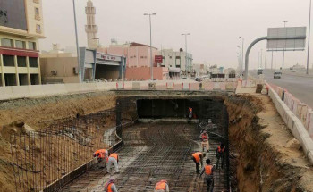 إنجاز 90 بالمئة من تنفيذ مشروع شبكة تصريف مياه الأمطار والسيول بمخطط الشرائع 5 بمكة المكرمة