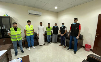 جمعية رعاية أيتام صوير توزع 70سلة غذائية لمستفيديها