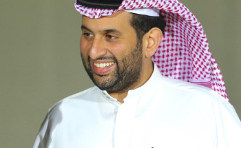 القادسية يساهم في “تحدي الخير” بـ20 الف ريال لرعاية أيتام بناء