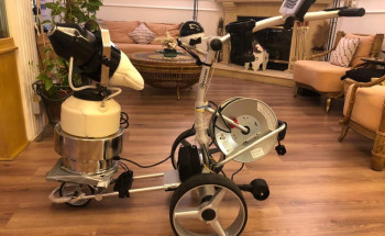 البروفيسور صلاح حسنين يبتكر روبورت آلي لمكافحة كورونا والتعقيم السريع