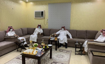 محافظ املج يطمئن على صحة الفايدي