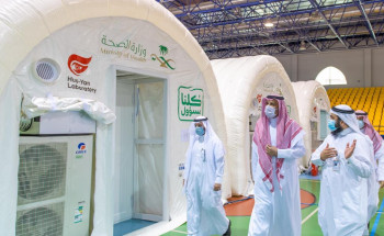 أمير منطقة المدينة المنورة يدشن أعمال المختبر المتنقل الجديد
