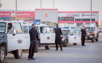 الجهات الأمنية في رفحاء تكثف جهودها لتطبيق القرارات والإجراءات للحد من انتشار فايروس كورونا