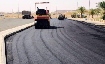 أمانة الجوف تعيد تأهيل وسفلتة 60 ألف متر مربع في عدد من طرق وأحياء المنطقة