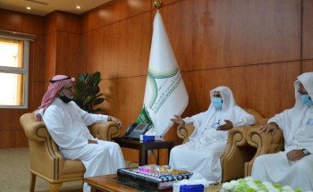 مدير عام الشؤون الاسلامية في الحدود الشمالية يزور الجامعة