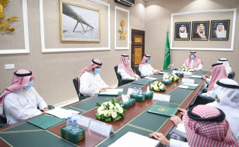 سمو “أمير الحدود الشمالية” يرأس اجتماع مبادرة “جسور” لصناعة رأس المال البشري الوطني بالمنطقة