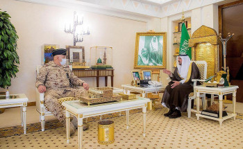 سمو “أمير القصيم” يلتقي نائب رئيس الجهاز العسكري بوزارة الحرس الوطني