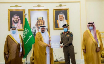 سمو “أمير القصيم” يكرم عدد من منسوبي الدفاع المدني ومسؤولي القطاعات لما تحقق من جهود تجاه انتشال جثة من داخل بئر مغموره