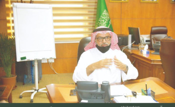 رئيس جامعة الحدود الشمالية يوجه بتنفيذ عدد من برامج الدبلومات ما بعد البكالويوس بفرع الجامعة في محافظة رفحاء