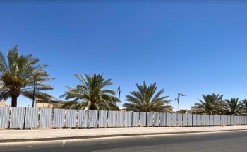 أمانة الجوف توقع غرامات على مخالفي قرار تسوير المواقع الإنشائية