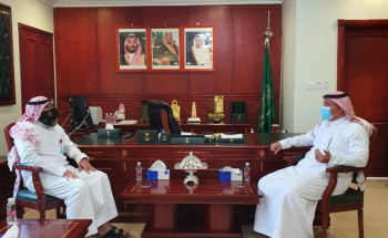 مدير عام الهلال الأحمر بالجوف يقوم بزيارة لمحافظ دومة الجندل