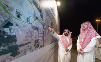 أمير المدينة المنورة يتفقد مشروع جادة أحد