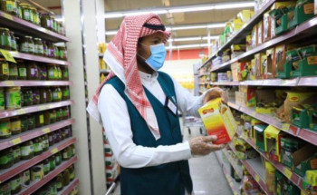 فرع التجارة بمحافظة طريف ينفذ 180 جولة رقابية ويباشر 62 بلاغاً