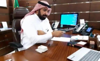 مدير تعليم عنيزة يشارك المعلمين والطلاب دروسهم عبر مدرستي