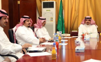 اجتماع اللجنة الرئيسية للاحتفاء باليوم الوطني الـ90 في محافظة وادي الدواسر 