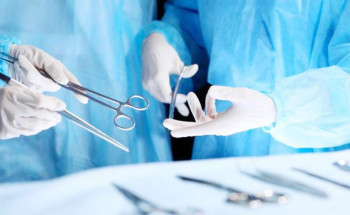 إنهاء معاناة عشريني مع حصوة بحجم 5 سم بالمثانة “بمستشفى متعب” بالجوف