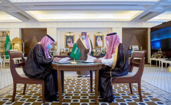 أمير القصيم يشهد توقيع مذكرة تعاون بين إمارة المنطقة والمركز الوطني للوثائق والمحفوظات