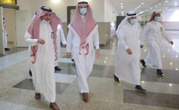 رئيس جامعة الجوف يزور كلية الآداب ويؤكد على أهمية تطبيق الجودة والعمل على جودة المخرجات