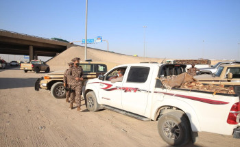 القوات الخاصة للأمن البيئي تضبط 22,8 طناً من الحطب المحلي المعد للبيع في مدينة الرياض