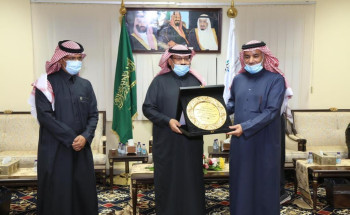 نائب محافظ التدريب التقني والمهني يزور منشآت تبوك