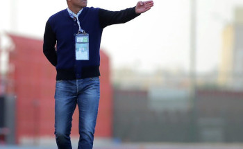 العدالة يقيل مدربه