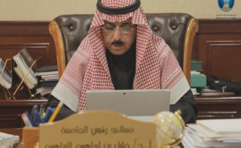 رئيس جامعة حائل يدشن انطلاق أعمال المؤتمر الدولي لسرطان الثدي.