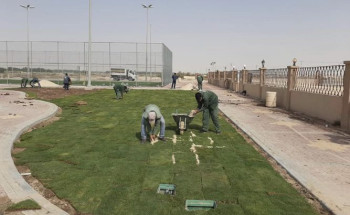 بلدية بقيق تأهل خمس حدائق وتزرع أكثر من 800 شجرة ضمن خطتها لزيادة المسطحات الخضراء للربع الأول لهذا العام 1442هـ