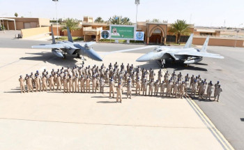 نائب قائد القوات الجوية يقف على استعدادات الأطقم الجوية المشاركة في التمرين السعودي / اليوناني