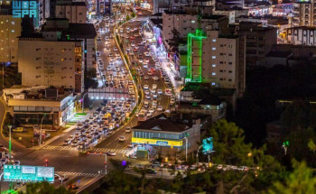 أسواق منطقة الباحة تشهد حراك تجاري مُلفت مع قرب دخول عيد الفطر المبارك