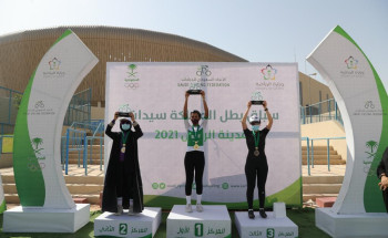 أحلام الزيد بطلة سباق الرياض 2021 للدراجات الهوائية