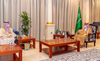 الأمير فيصل بن نواف يستقبل رئيس جامعة الجوف ووكلاءها ويهنئهم بحصول الجامعة على الاعتماد المؤسسي الكامل